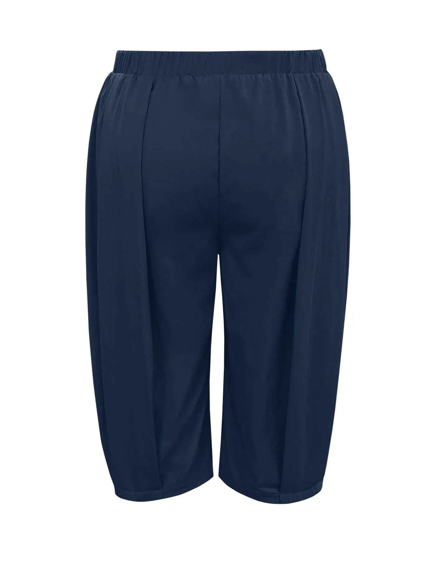 Plus Size Wide Leg Pleated Detail Cropped Pants 4aa1ed65-b0fb-4618-be5a-5d93906e554c-Max-Origin