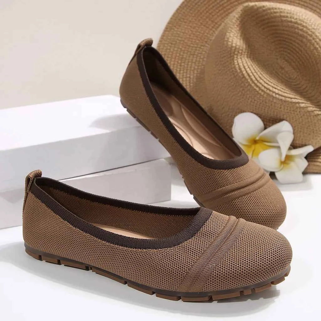 Round Toe Flat Slip-Ons 4aa3bfd23e8846b287d3b32e2aed07c9-Max-Origin