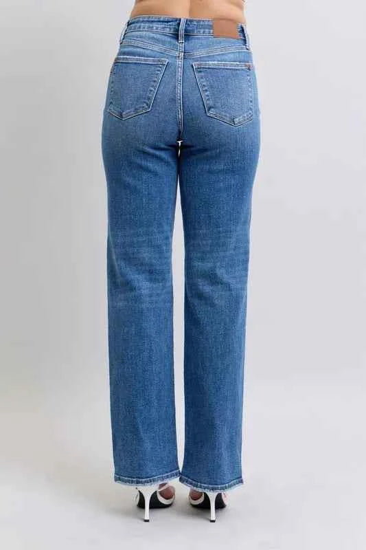 Full Size High Waist V-Front Vintage Wash Straight Jeans Plus Size 4aaff90c74344f219bbc56ad082e1117-Max-Origin