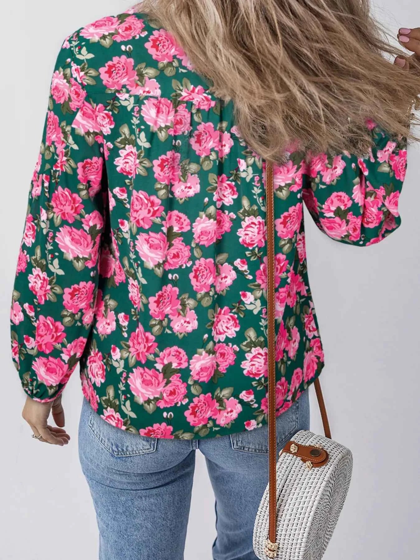Floral Printed Tied Collar Puff Sleeve Blouse 4ab1e5e86cdd4d879bd61492e5fd3bc9-Max-Origin