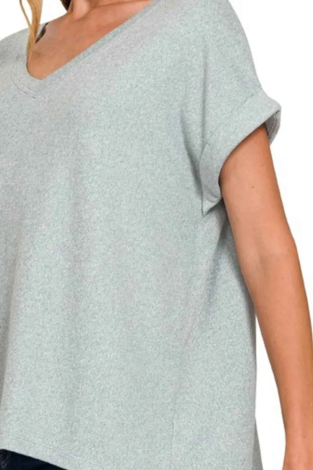 Zenana Soft Melange Hacci V-neck Tee 4acd08e8-0bbc-47f4-b2f3-b95b416e82b7-Max-Origin