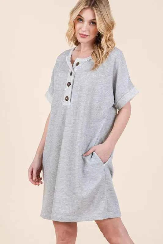 BOMBOM Casual Contrast Trim Henley Dress 4ad3b1d7a45442989ef8cad4f5d35fe3-Max-Origin