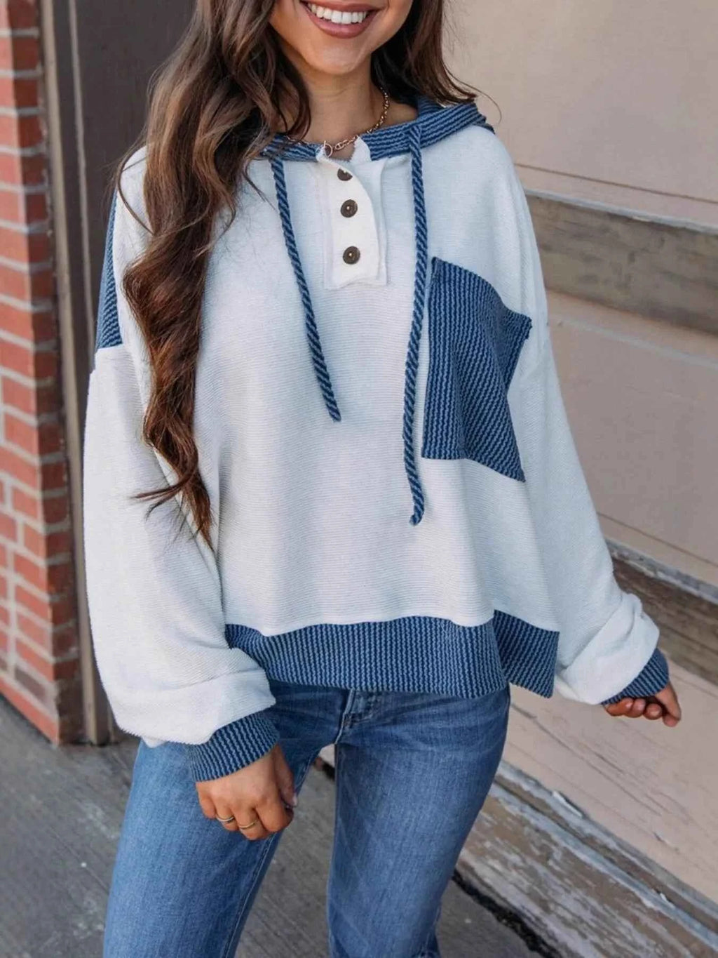 Drawstring Button Detail Long Sleeve Hoodie White+blue 4b28d4bb5acb4574a15bf5d61d0a3fd6-Max-Origin