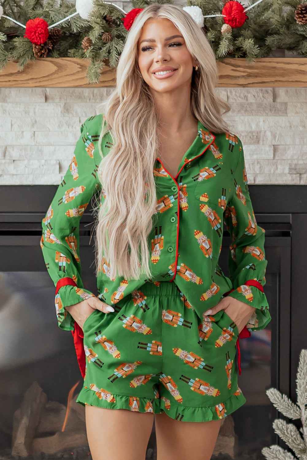 Green Christmas Candy Contrast Trim Bow Knot Silky 2pcs Pajama Set 4b3f149ea313f12b
