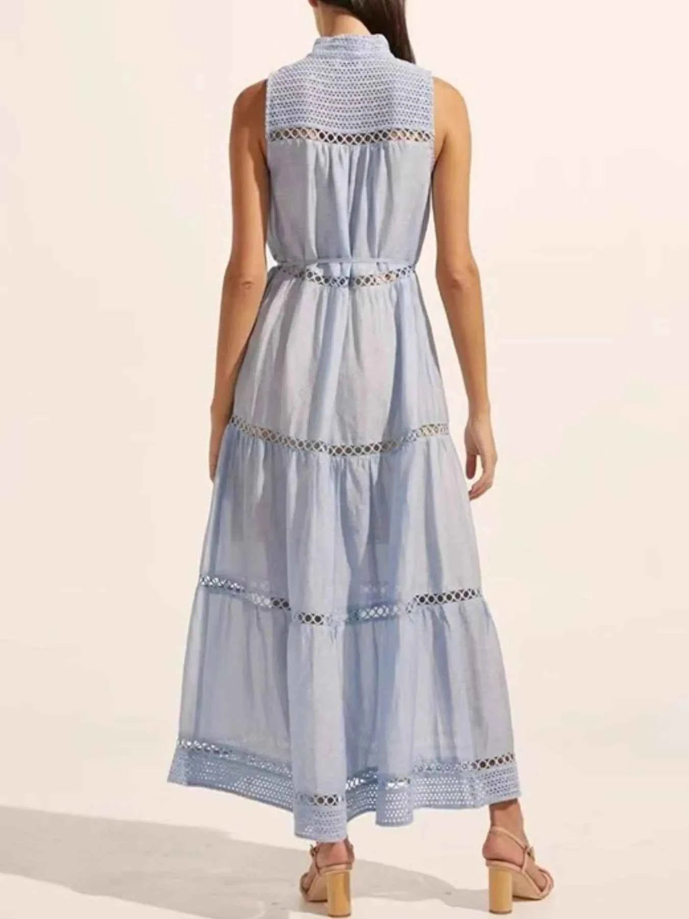 Hollow Out Sleeveless Midi Dress 4b8014dc-b952-4203-a430-6fea83d3359c-Max-Origin