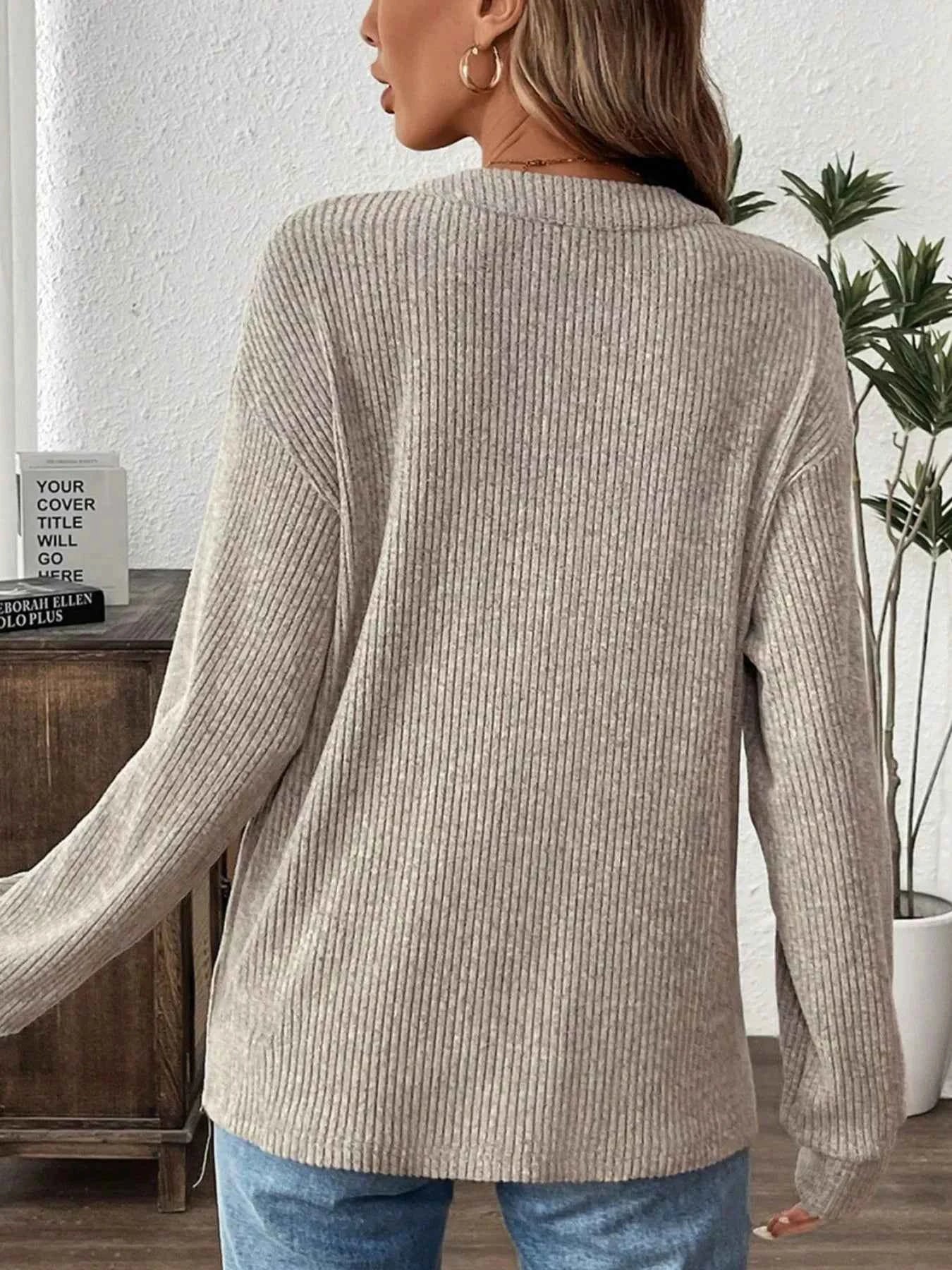 Button Detail Long Sleeve Top 4b8ea9d7-150f-425f-a38a-61a072bc18cf-Max-Origin
