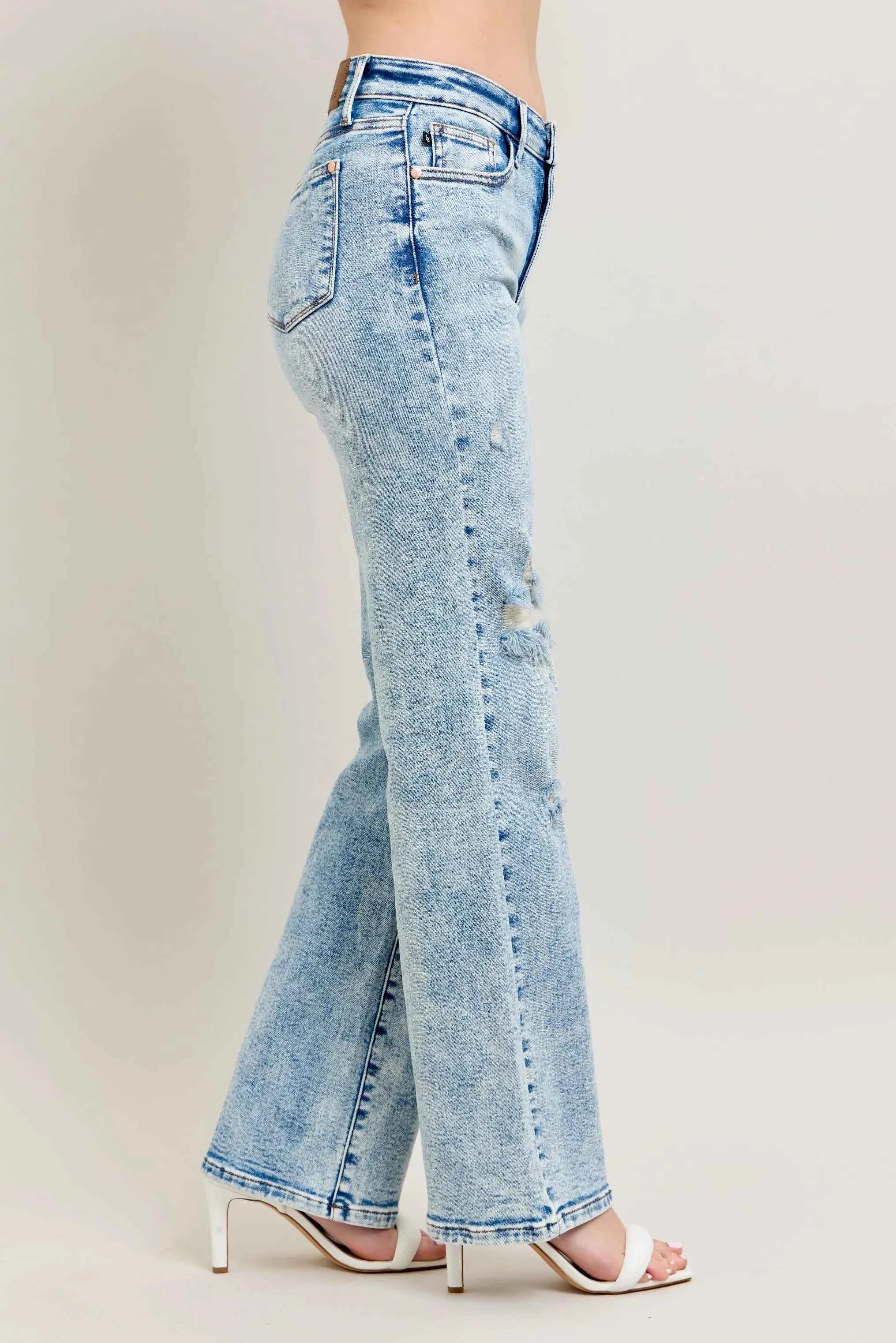 Judy Blue Full Size Hw Mineral Wash Destroy 90's Straight Jeans Plus Size 4b9582decb2241e382cf659c688722b6-Max-Origin