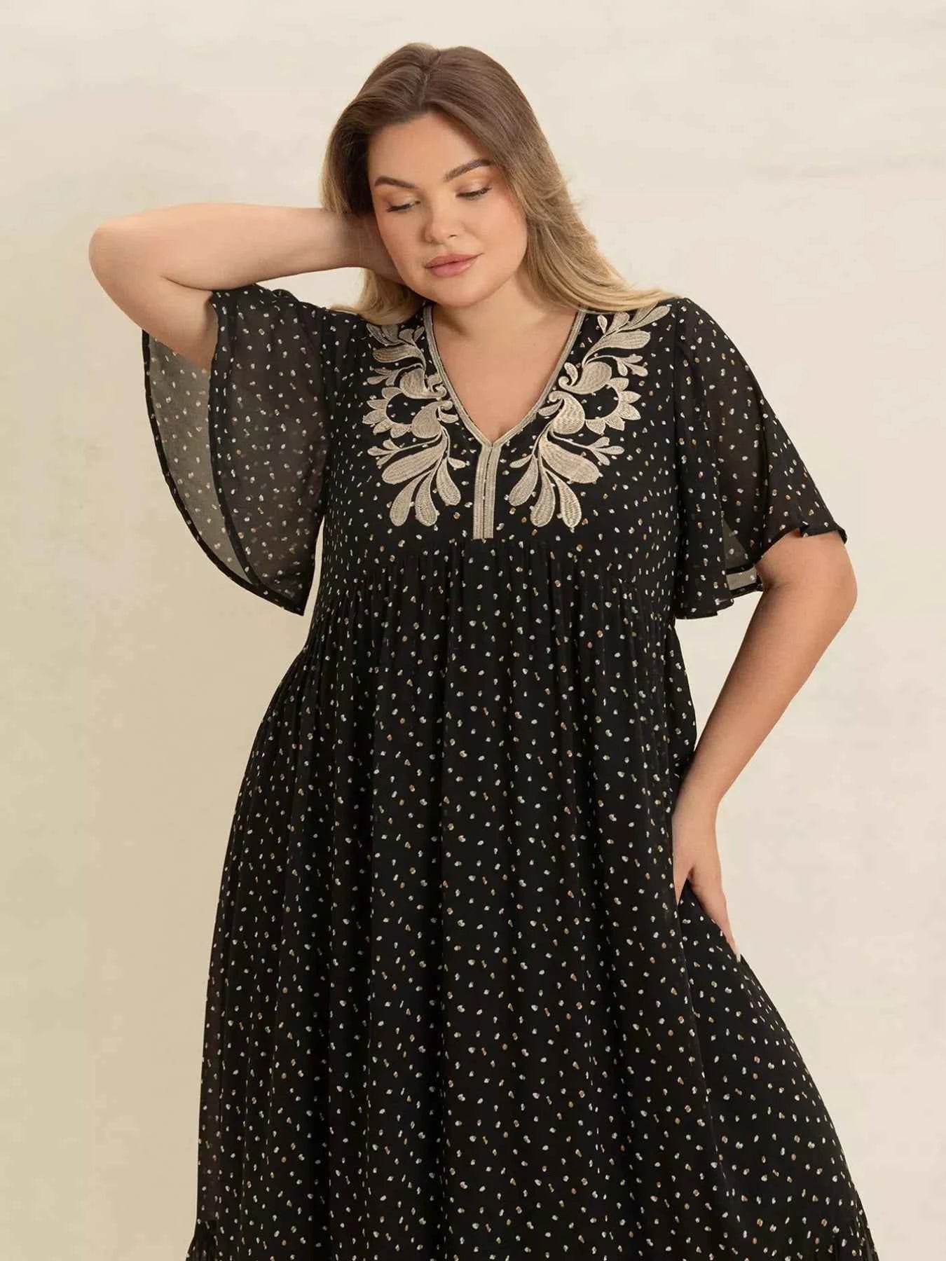 Plus Size Printed V-Neck Flutter Sleeve Maxi Dress 4bc326da-9ed6-4616-8a97-e06bcd8d9ab5-Max-Origin