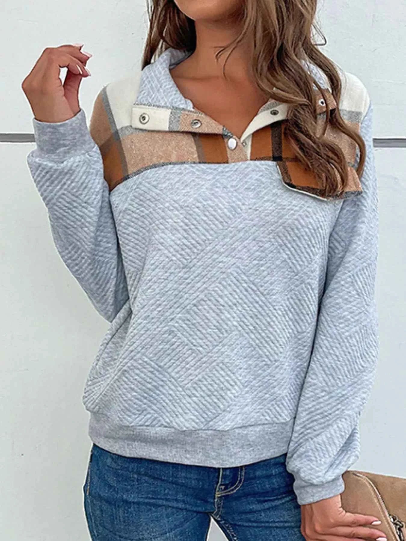 Color Block Texture Long Sleeve Sweatshirt 4beb7326-998a-4dd9-986d-b00f12e6081c-Max-Origin