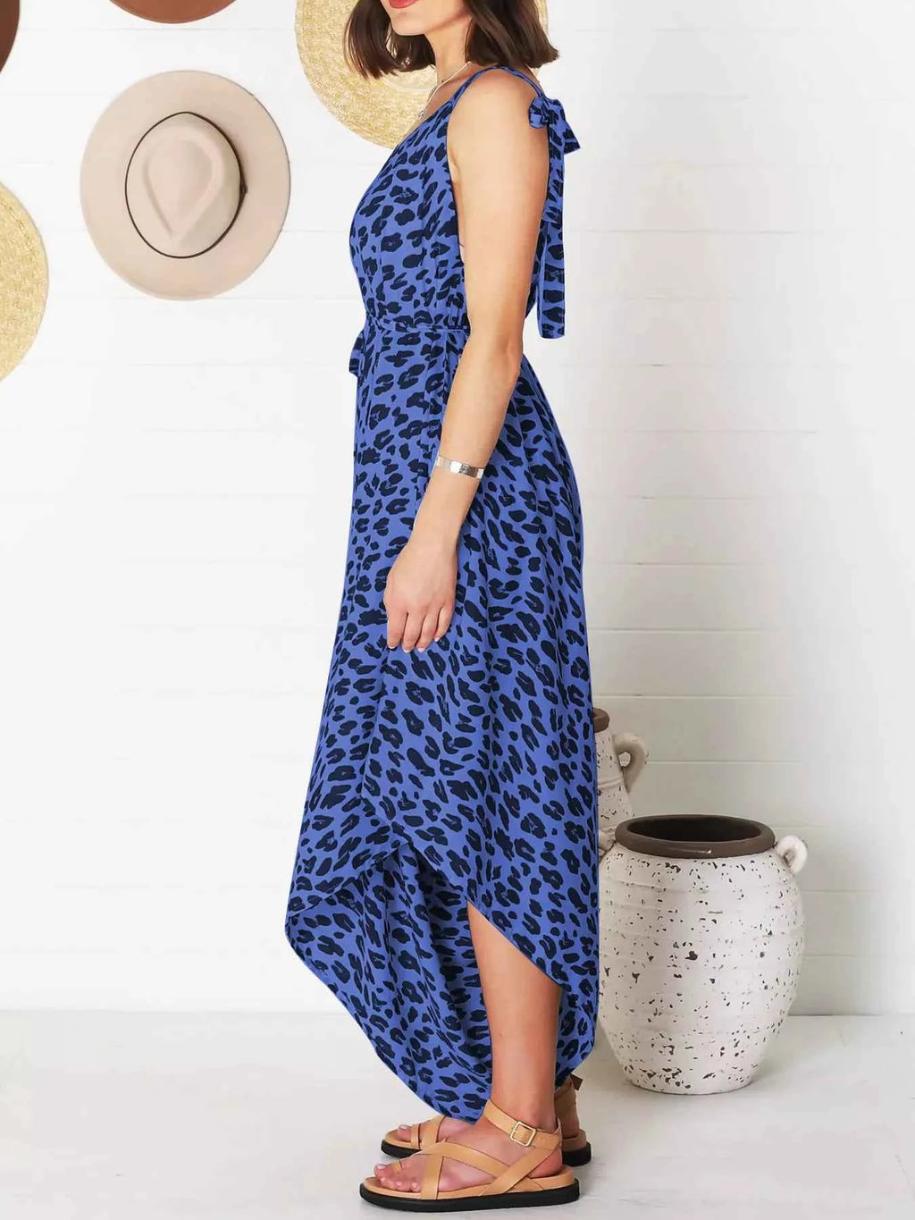 Full Size Leopard Print V-Neck Wide Leg Jumpsuit Plus Size 4c4c26e6fc194f41b3085680b25f3303-Max-Origin