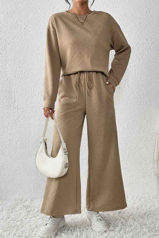 Textured Top and Pants Set 4c696e45-c8ad-41d3-a892-a4a3a4a78845