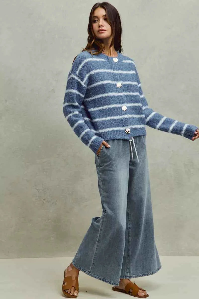 SO ME Mid Rise Elastic Waist Flare Denim Jeans 4cdba8c12e2b43eca1e8f47a69e59969-Max-Origin