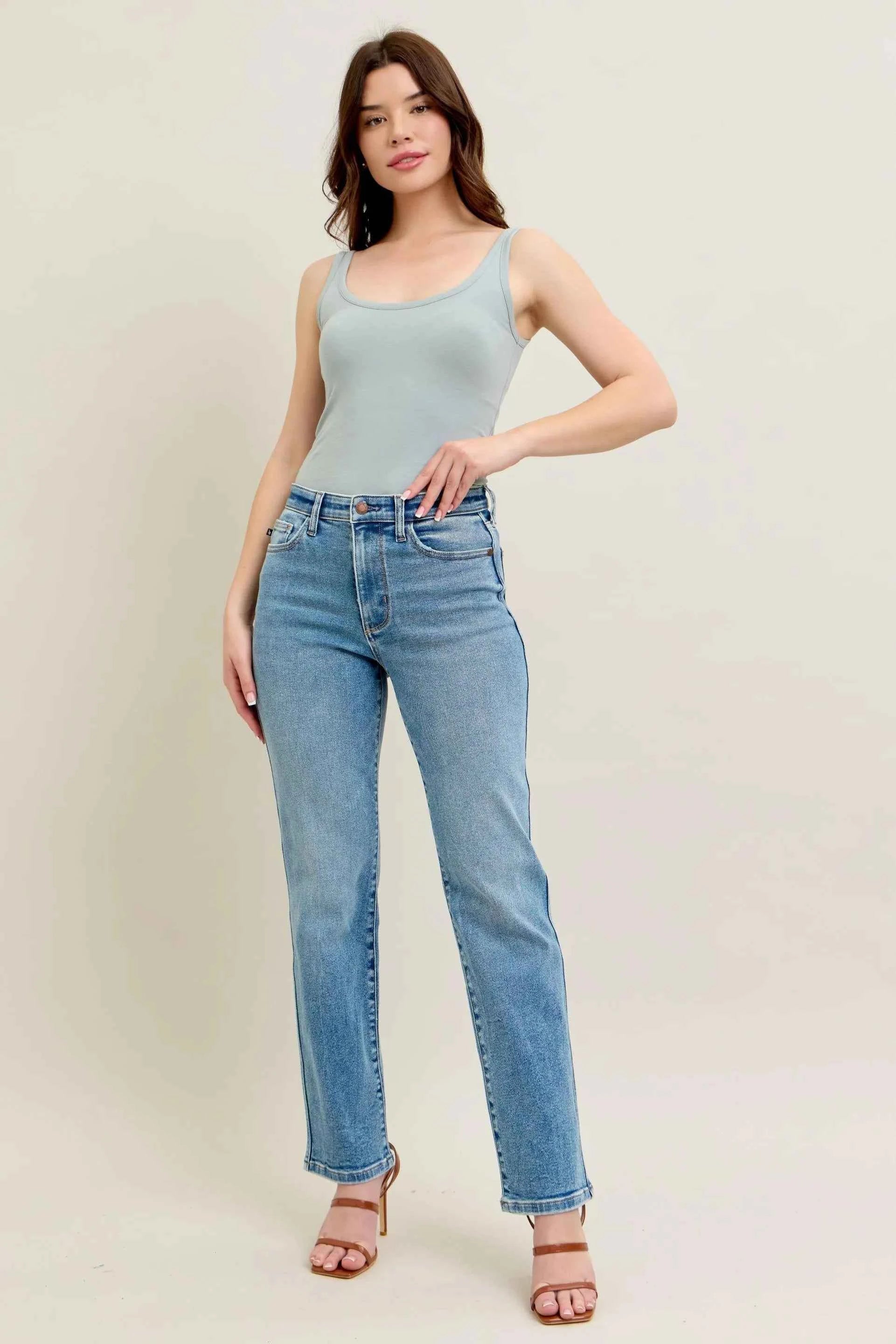 Judy Blue Full Size Hw Vintage Straight Jeans Plus Size 4d0b0b14c72543e4ad5022eae2b35c86-Max-Origin