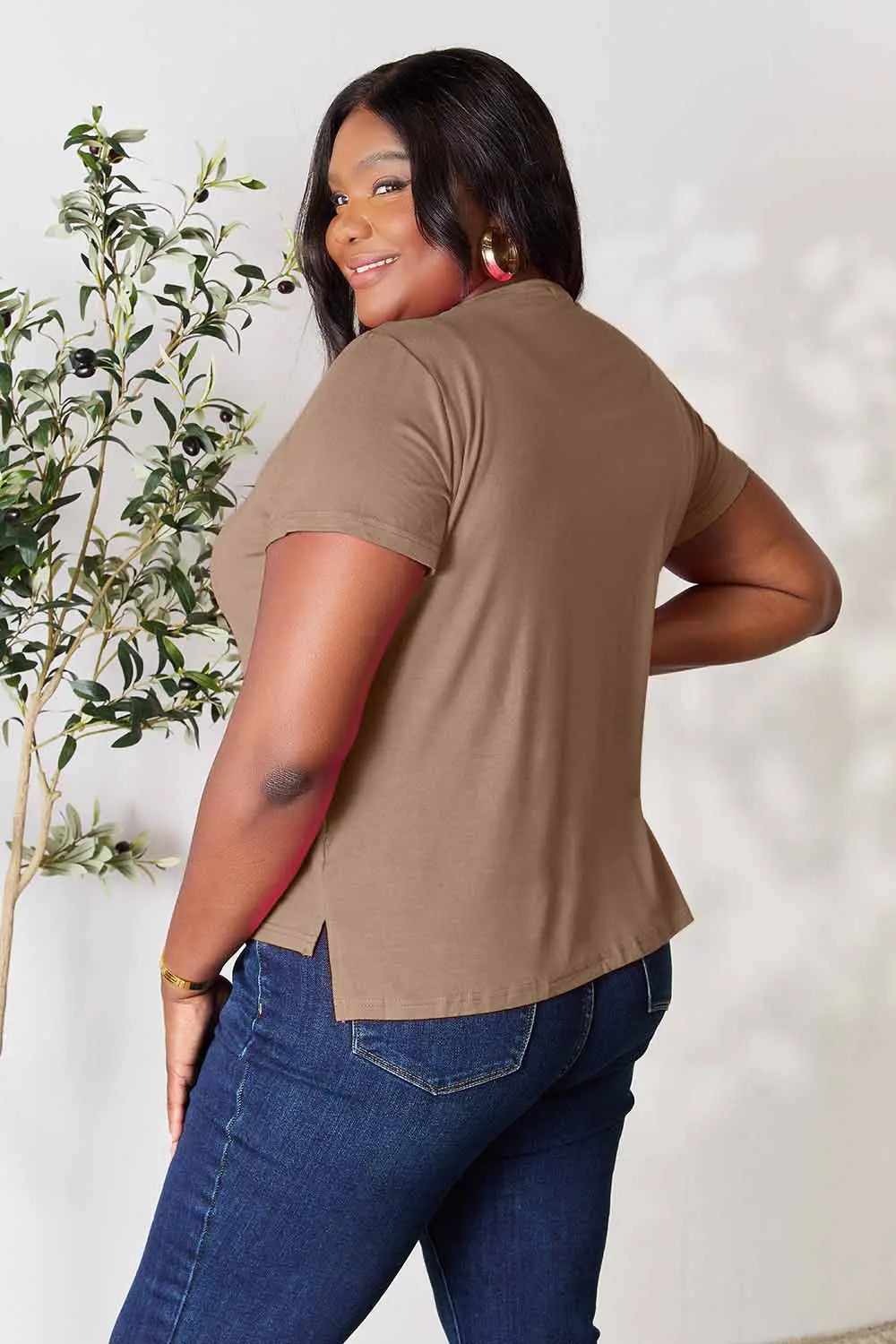 Basic Bae Full Size Round Neck Short Sleeve T-Shirt 4d129cfcd2ec46e890755c7c60a6892f-Max