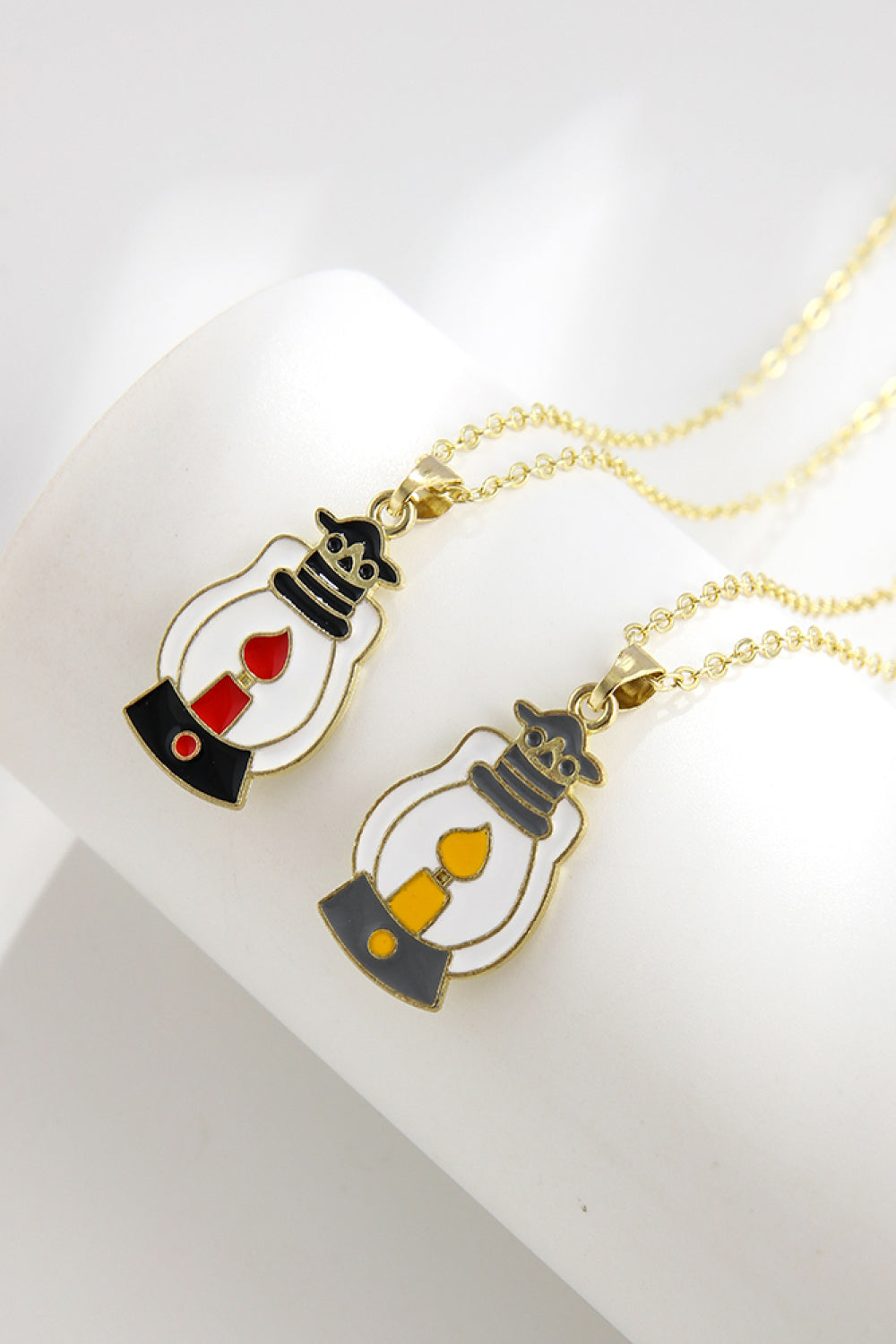 Two-Piece Halloween Theme Necklace Set 4d610284fd0444e6a826bc241dbffd1d-Max