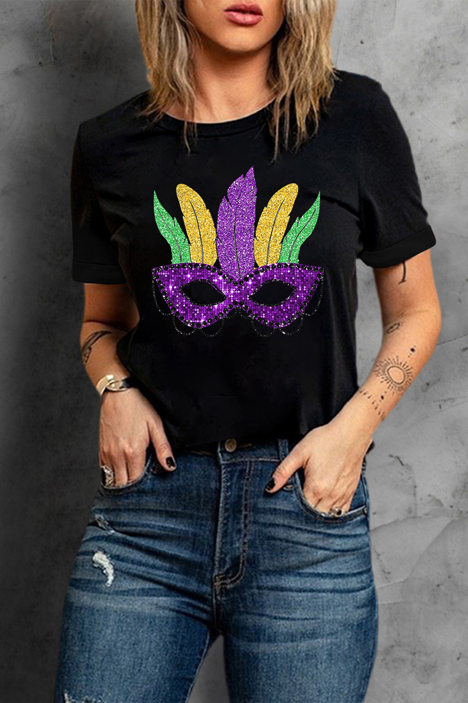 Black Glitter Mardi Gras Mask Graphic T Shirt 4da813f002eba576