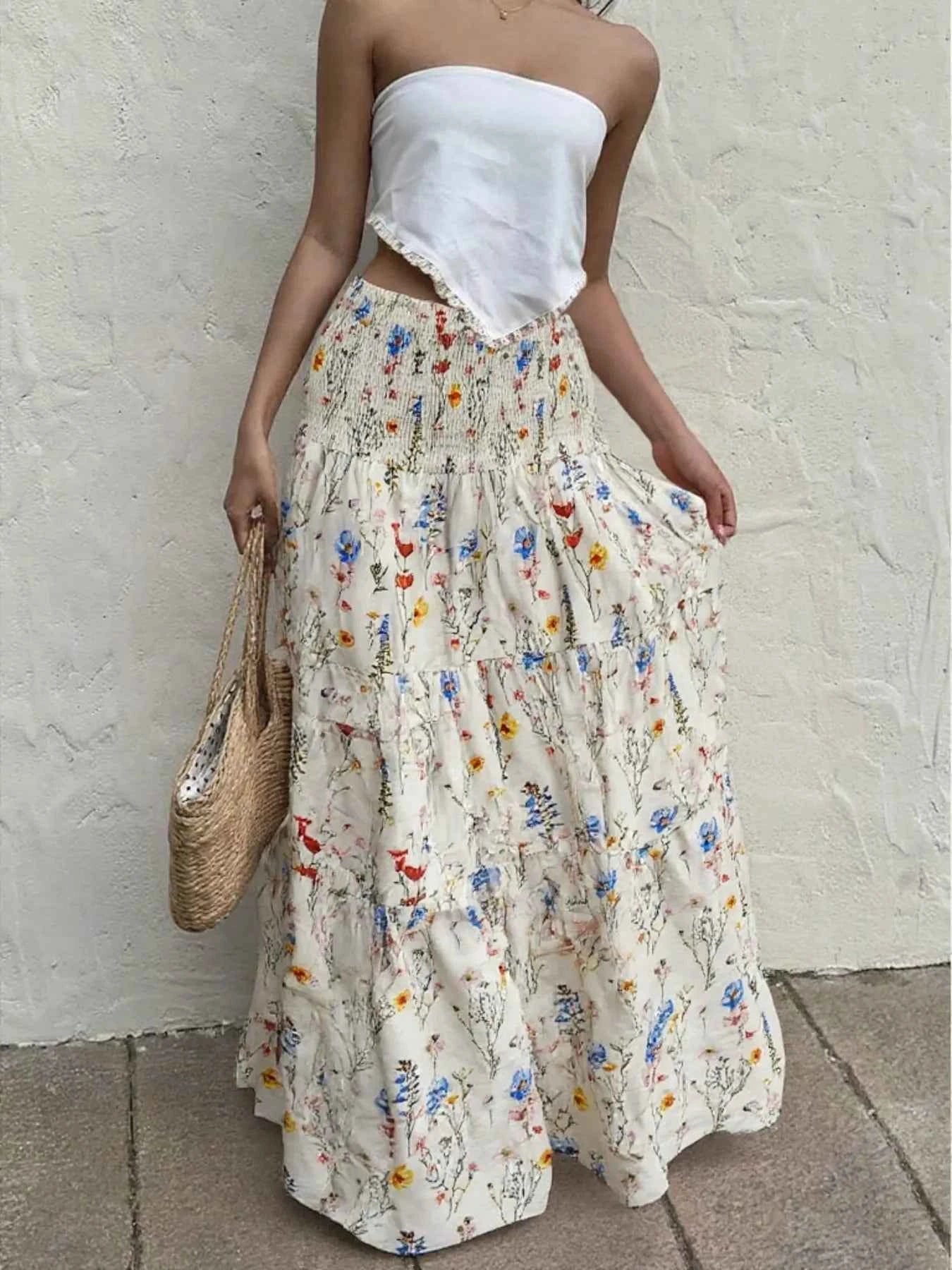 Floral Tiered Maxi Skirt 4de2cf73-f092-4f70-a22b-9dd9c5b30992-Max-Origin