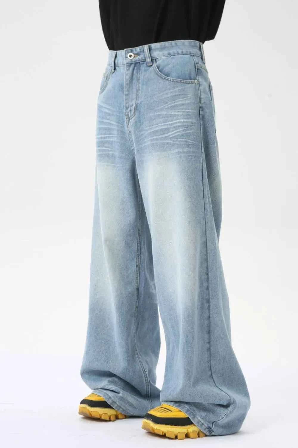 Wide Leg Jeans with Pockets 4e125c50-743a-4dca-bf52-9708097a57dc-Max