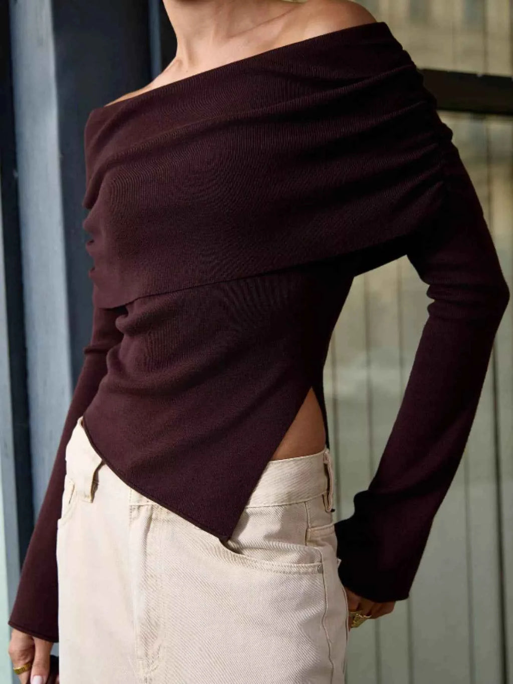 Asymmetrical Hem Off-Shoulder Long Sleeve Knit Top 4e23b8cd-93db-4a9d-8c3c-82e905164420-Max-Origin