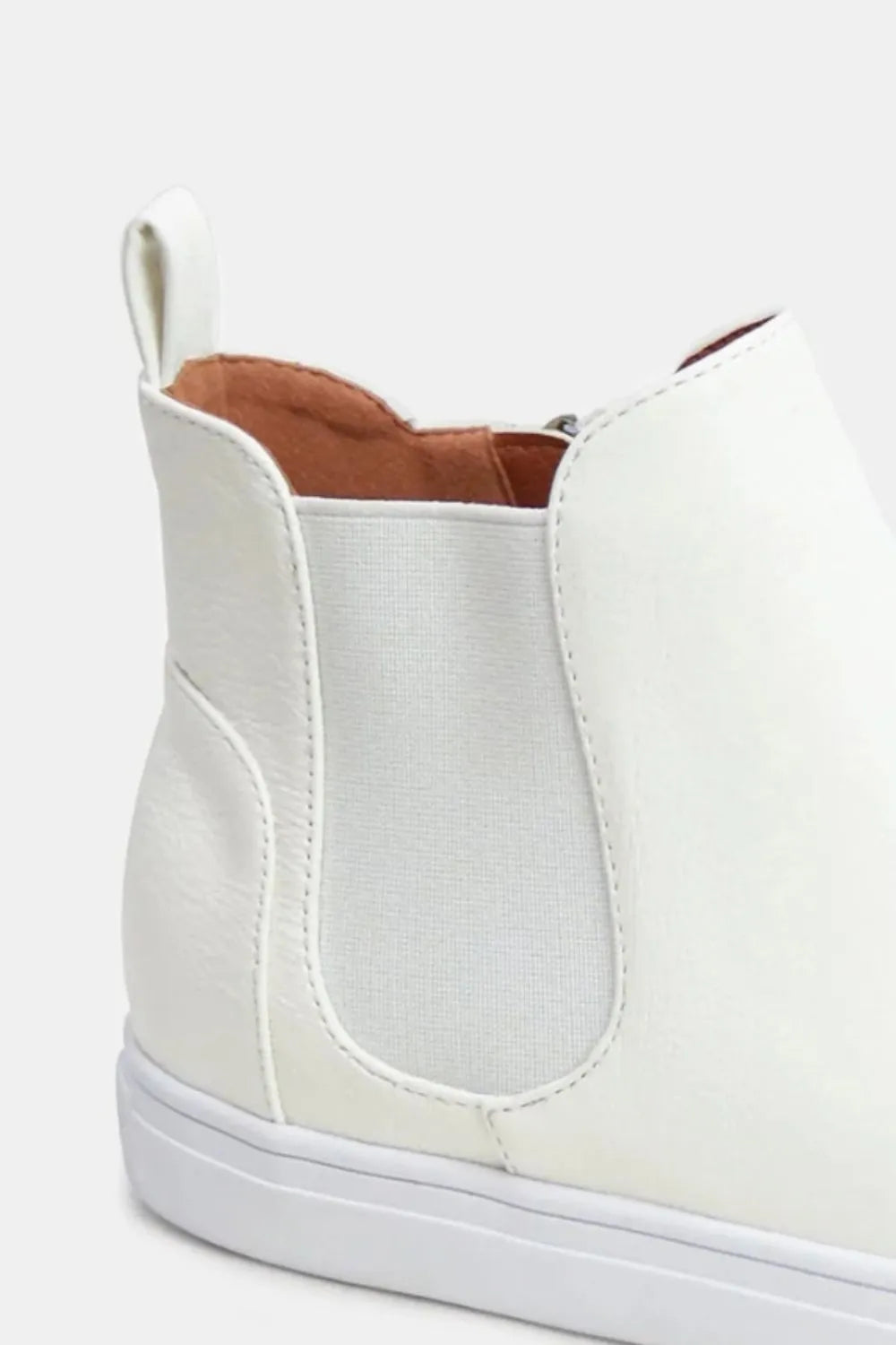 Beast Fashion Faux Suede Elastic Side Panel Sneakers 4e6382ae-e86f-41a6-8089-7ce18cf7010d-Max