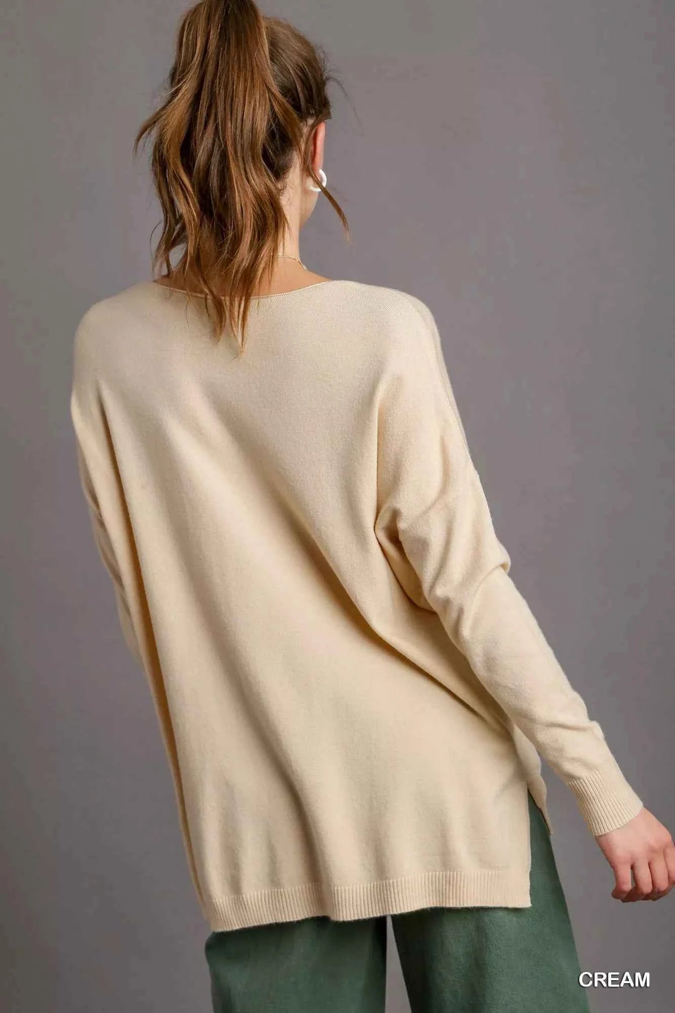 Umgee V-Neck High Low Hem Knit Top with Side Slit 4ed78138-5842-4334-9fb4-856d7e454937-Max-Origin