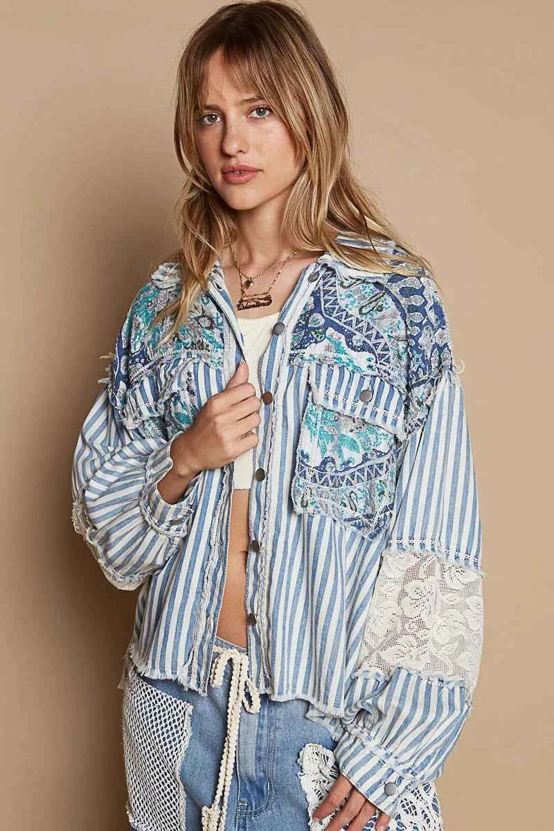 POL Printed Woven Mix Raw Hem Jacket with Lace Detail Light Blue 4ee44259-8361-47ea-b999-ba7be0e6f75f-Max-Origin