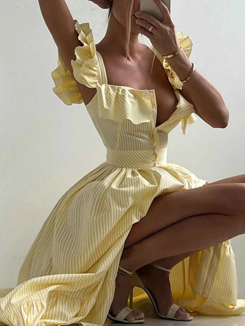 Ruffled Striped Square Neck Dress 4f573cea-6e9d-49e1-b5f1-d2925f00a853-Max-Origin