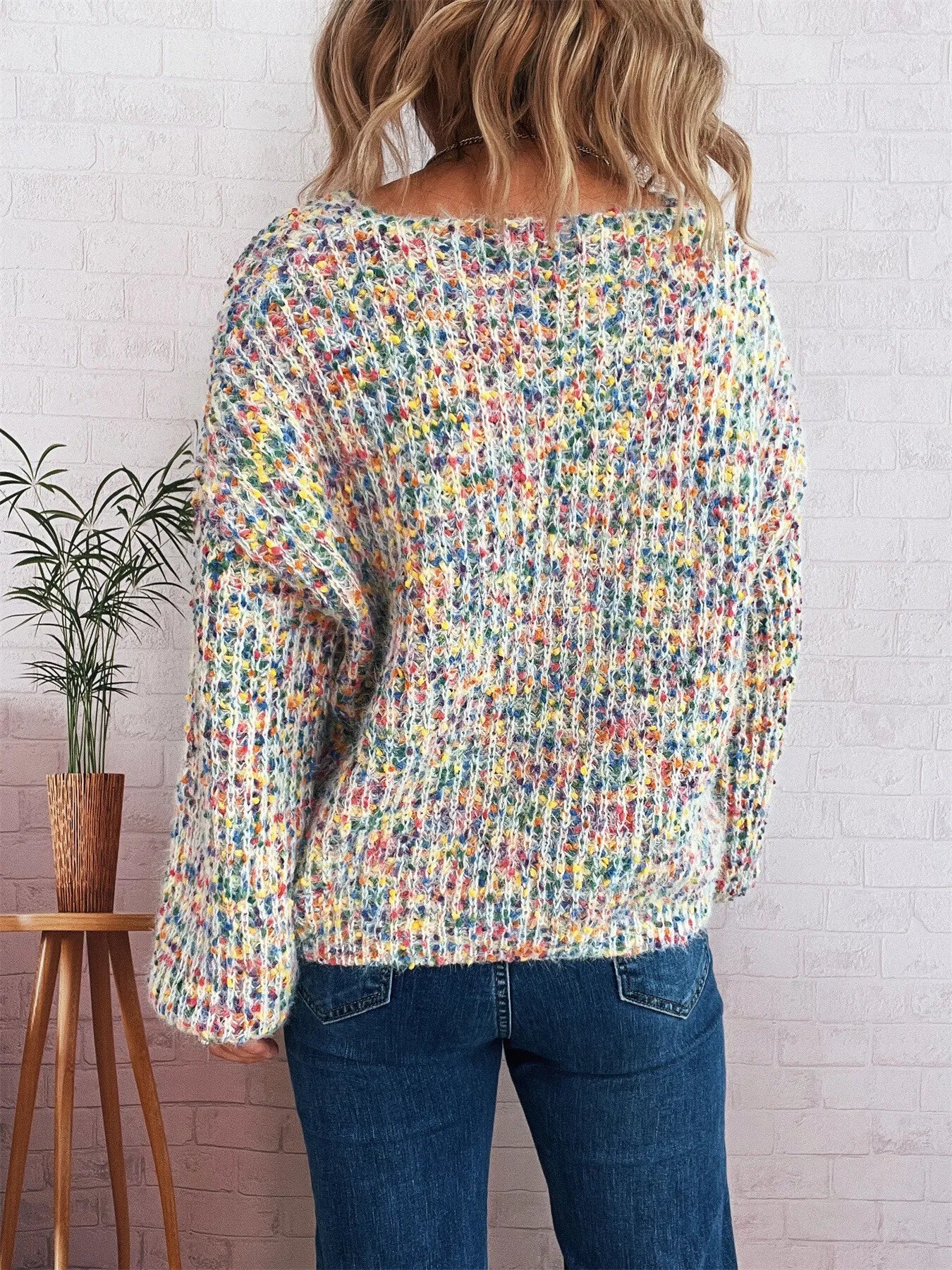 Colorful Long Sleeve Sweater 4f93b11dfa5a4e829f05bcf3bddc39ca-Max-Origin
