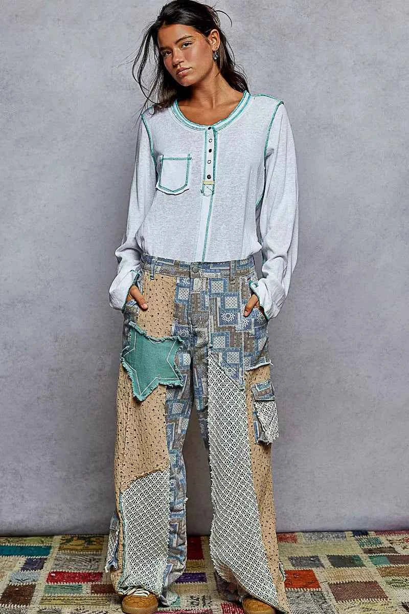 Round Neck Long Sleeve Top with Contrast Stitching 4fe6754f-110a-4687-b782-294d574a532e-Max-Origin