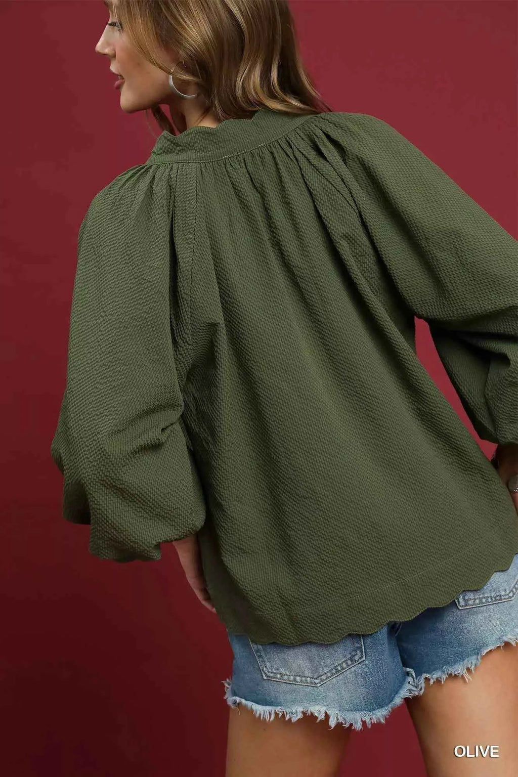 Umgee Full Size Textured Notched Balloon Sleeve Blouse Plus Size 500ce1e7-a178-4438-87ee-22d6c50eb596-Max-Origin