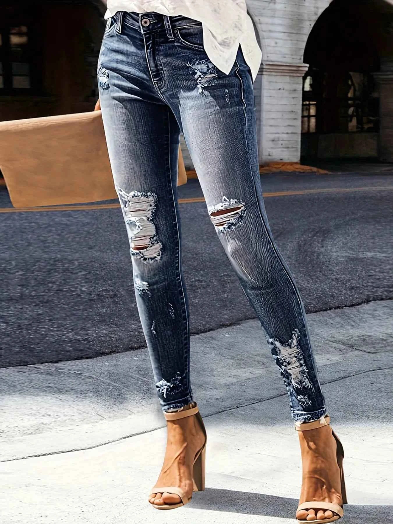 Distressed Skinny Jeans 50143f713dea44f2986d80c6d6108aad-Max-Origin
