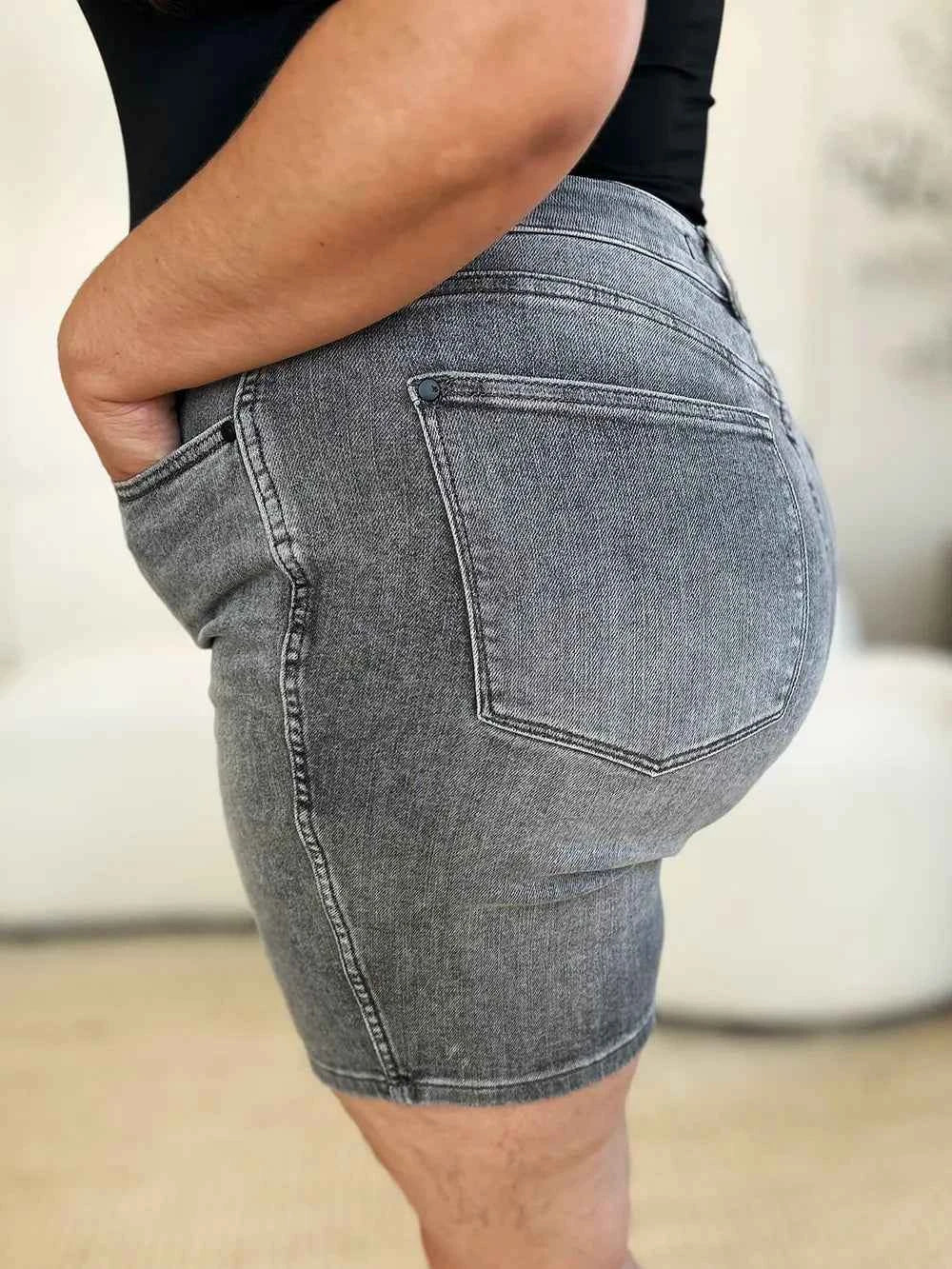 Judy Blue Full Size High Waist Washed Denim Shorts 5045e731-a7eb-4de0-a7ed-ff82cfe95a95-Max