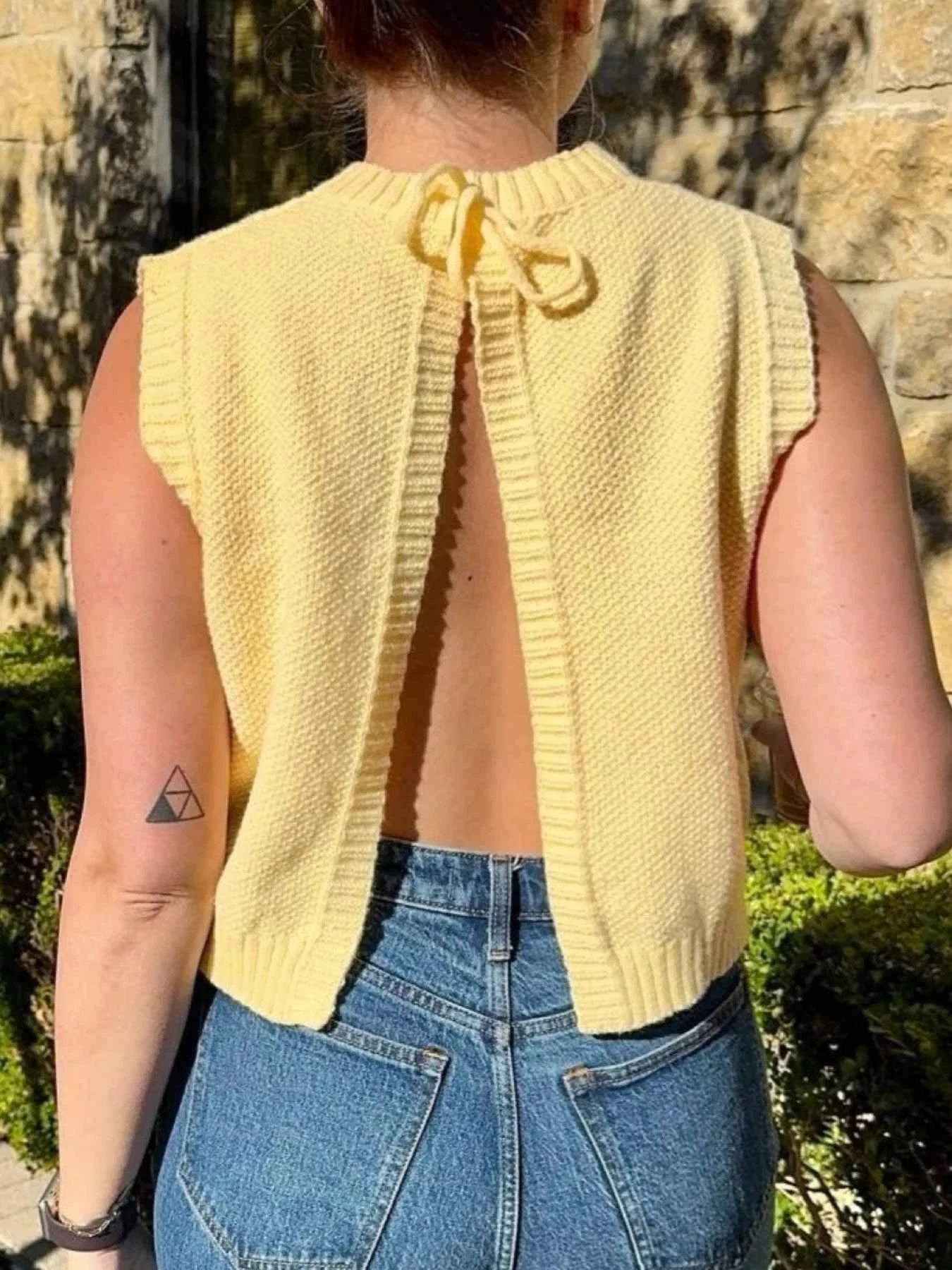 Back Tie Detail Sweater Vest Yellow 506656bf-1fc4-4148-ae8c-cc94165651af-Max-Origin