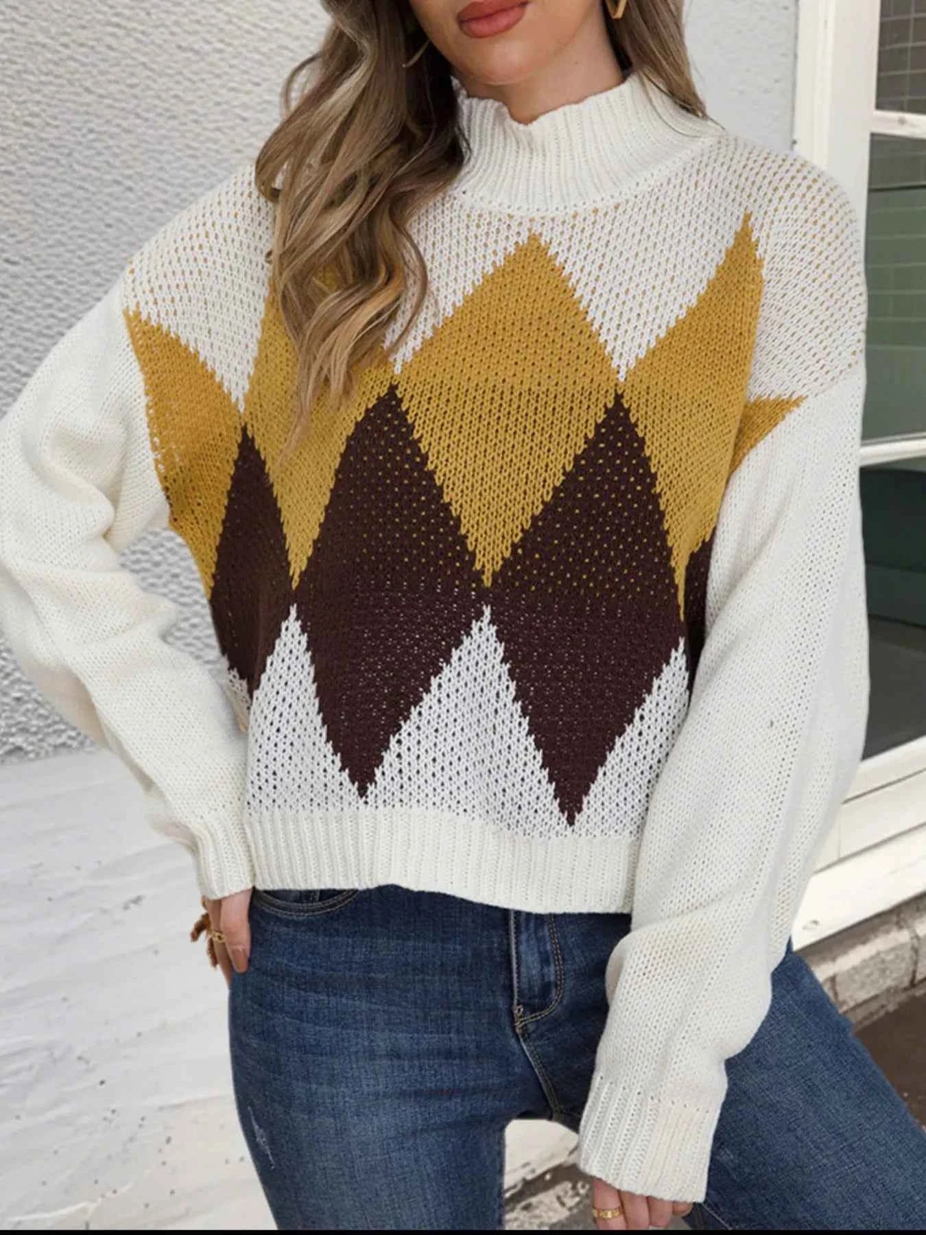 Diamond Pattern Turtleneck Sweater 50aca755-1443-4c20-8e3f-ee9186ca1db8-Max-Origin