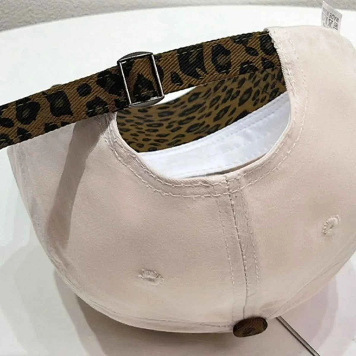 Leopard Print Baseball Cap with Embroidered Letter 50ca7398-a518-4525-9bc3-f476b827a906-Max-Origin