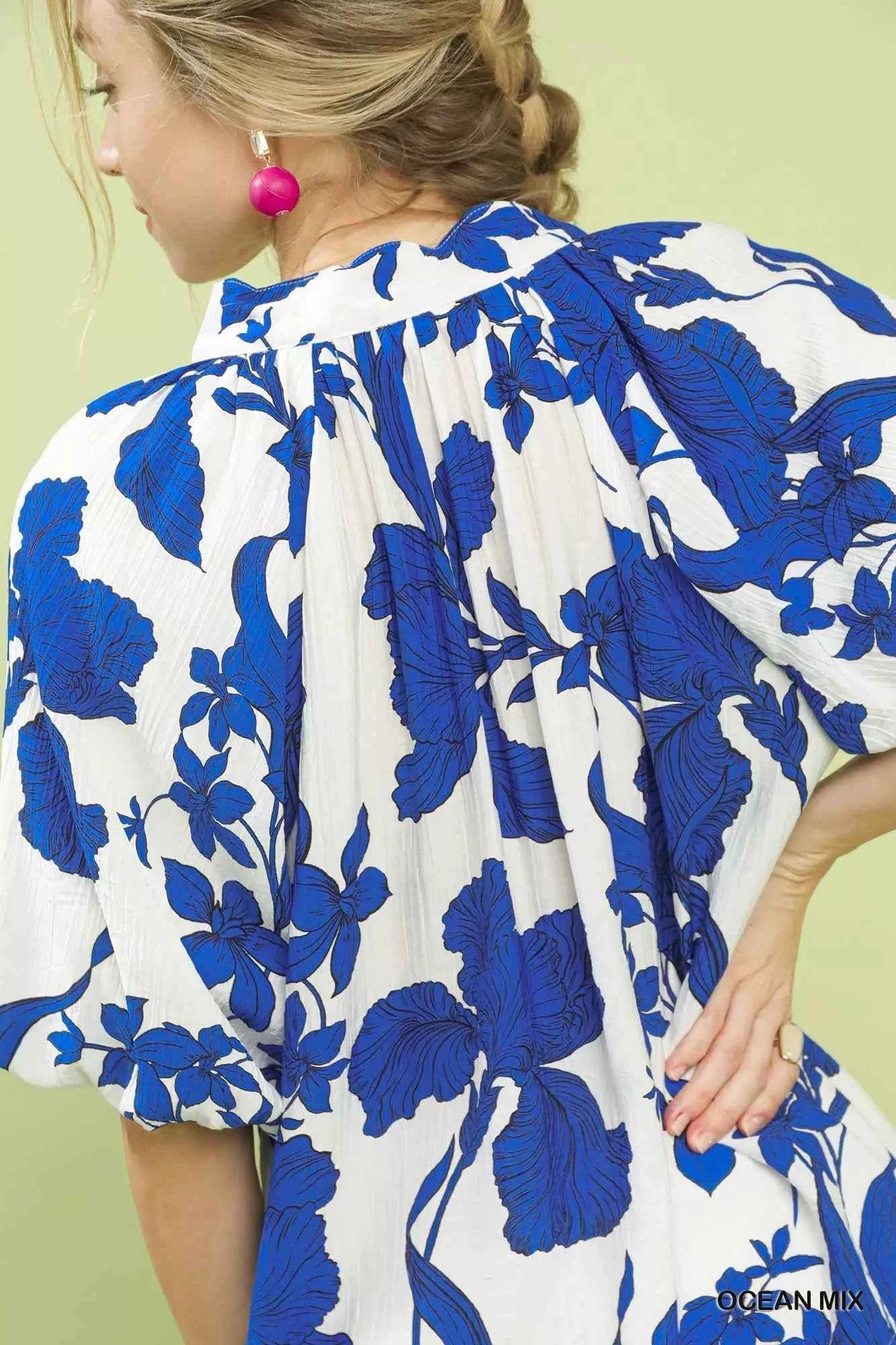 Umgee Floral Print Puff Sleeve Blouse with Scallop Hem 50f55889-462c-472e-98df-85bd15f661c0-Max-Origin