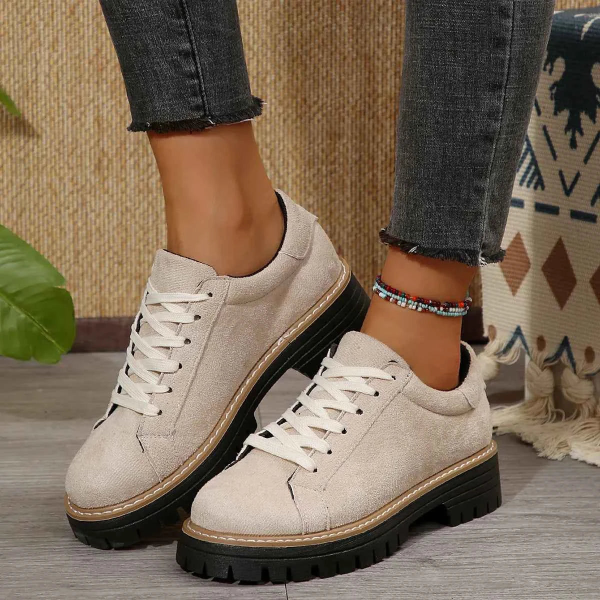 Lace Up Round Toe Platform Sneakers 51869496a1574556a8084a2c818844d9-Max-Origin