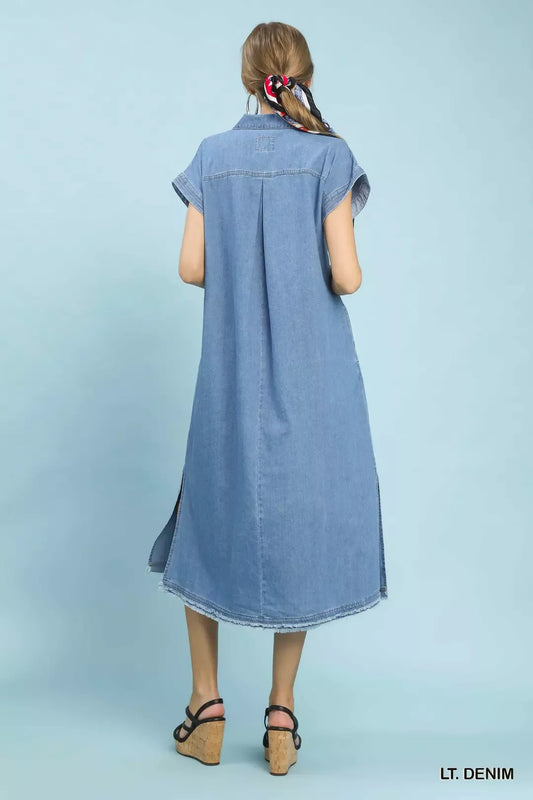 Stone Washed Collared Denim Midi Dress 51d93138-653a-4b43-9b82-c9f50e4bffae-Max-Origin