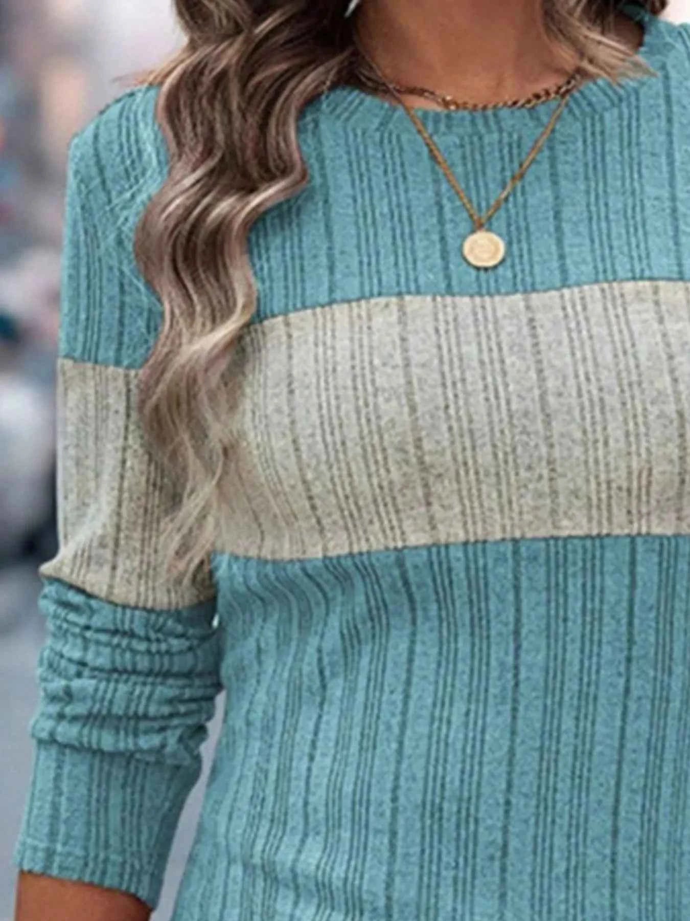 Color Block Round Neck Long Sleeve Sweater 520514ed-d77c-4214-a599-213b504df944-Max-Origin
