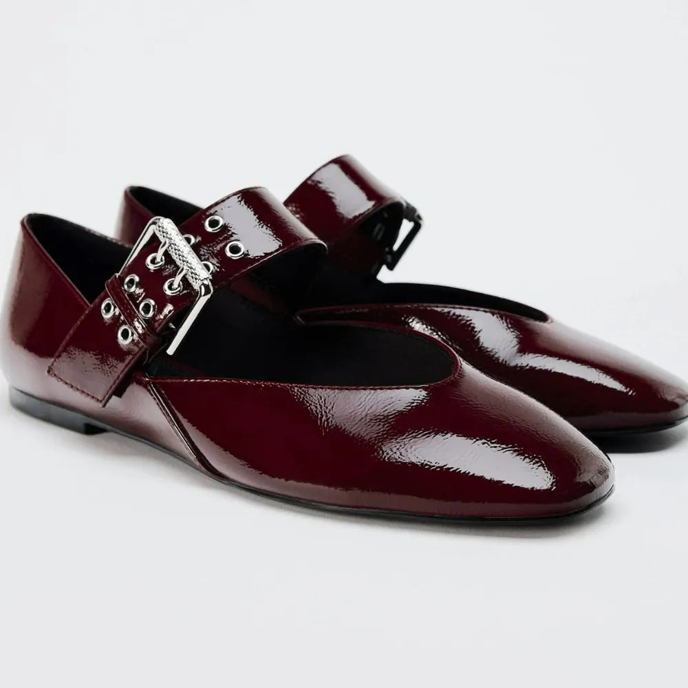 Round Toe Flats Slip-Ons 5210d82c-f82a-4585-b026-adf5fb6882c7-Max