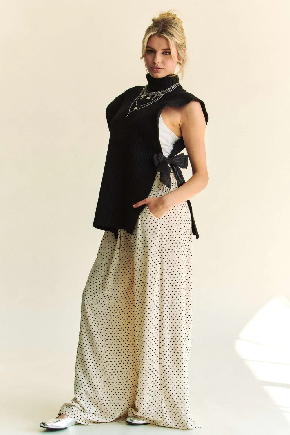 Davi & Dani Side Split Turtleneck Sleeveless Knit Top 52ba798c-d2a5-4b41-aa2c-59fd9c83fd7a-Max