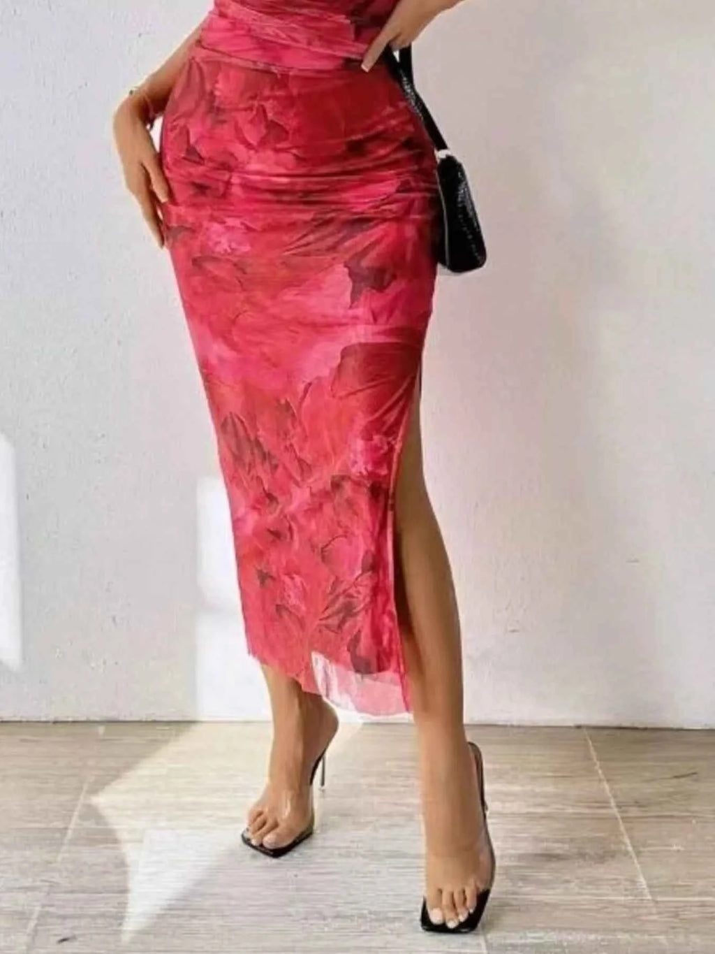 Printed Side Slit Tube Dress 52e86444-a35e-4b60-9940-c081e7dd2eb5-Max-Origin