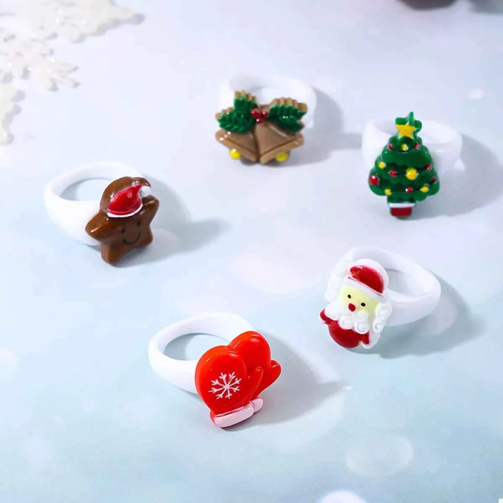 5 Piece Christmas-Themed Rings 53b18a64-9799-4445-addd-178d82089852-Max-Origin