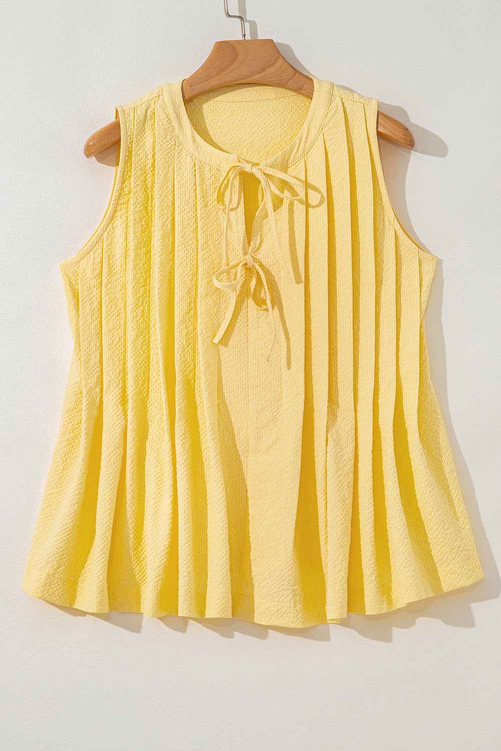 Yellow Cream Bow Tie Notched Neck Pleated Sleeveless Top 53f93b4c1bed7830