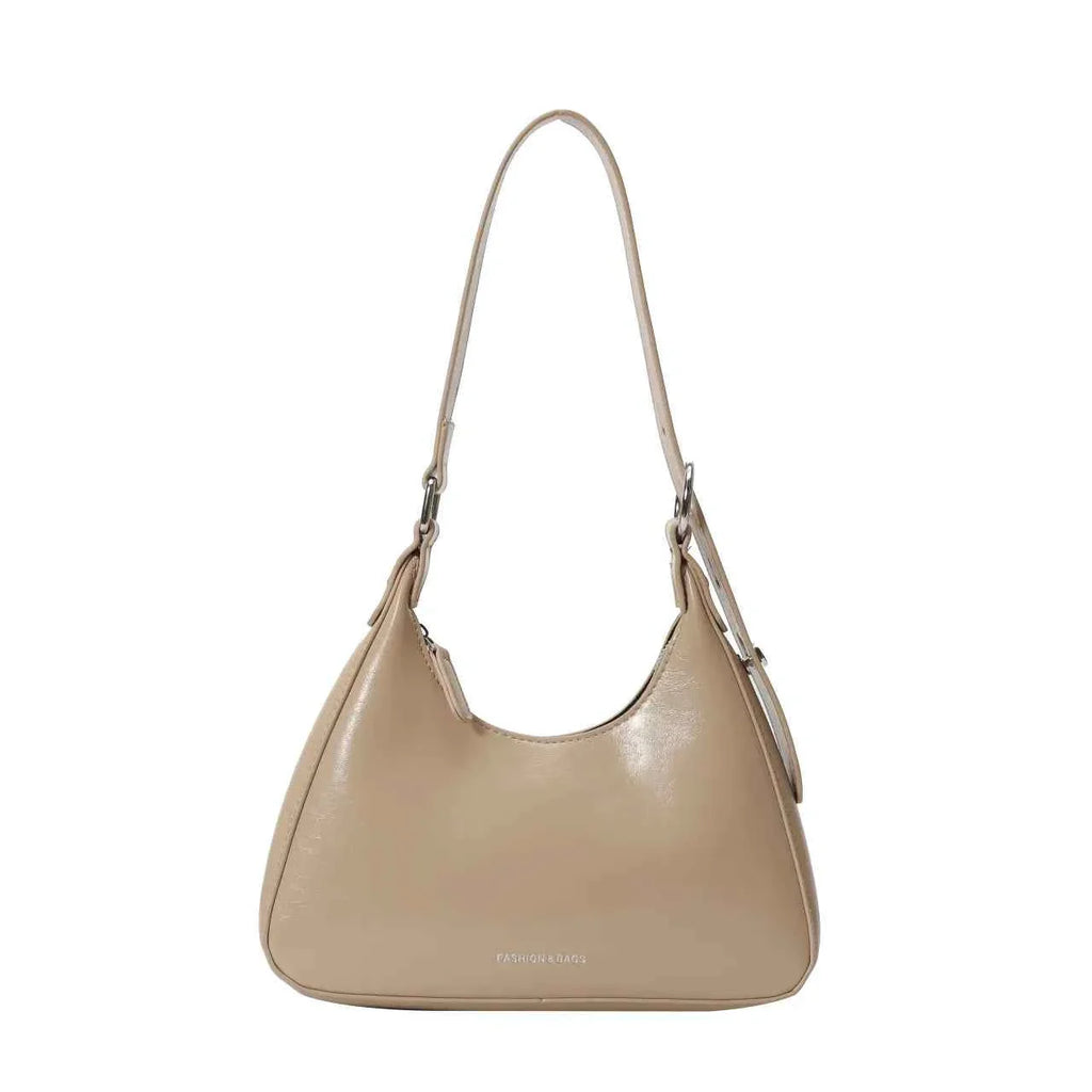 Adjustable Strap PU Leather Shoulder Bag 545e2aed549a4e1ab2b0ba2a6c278e52-Max-Origin