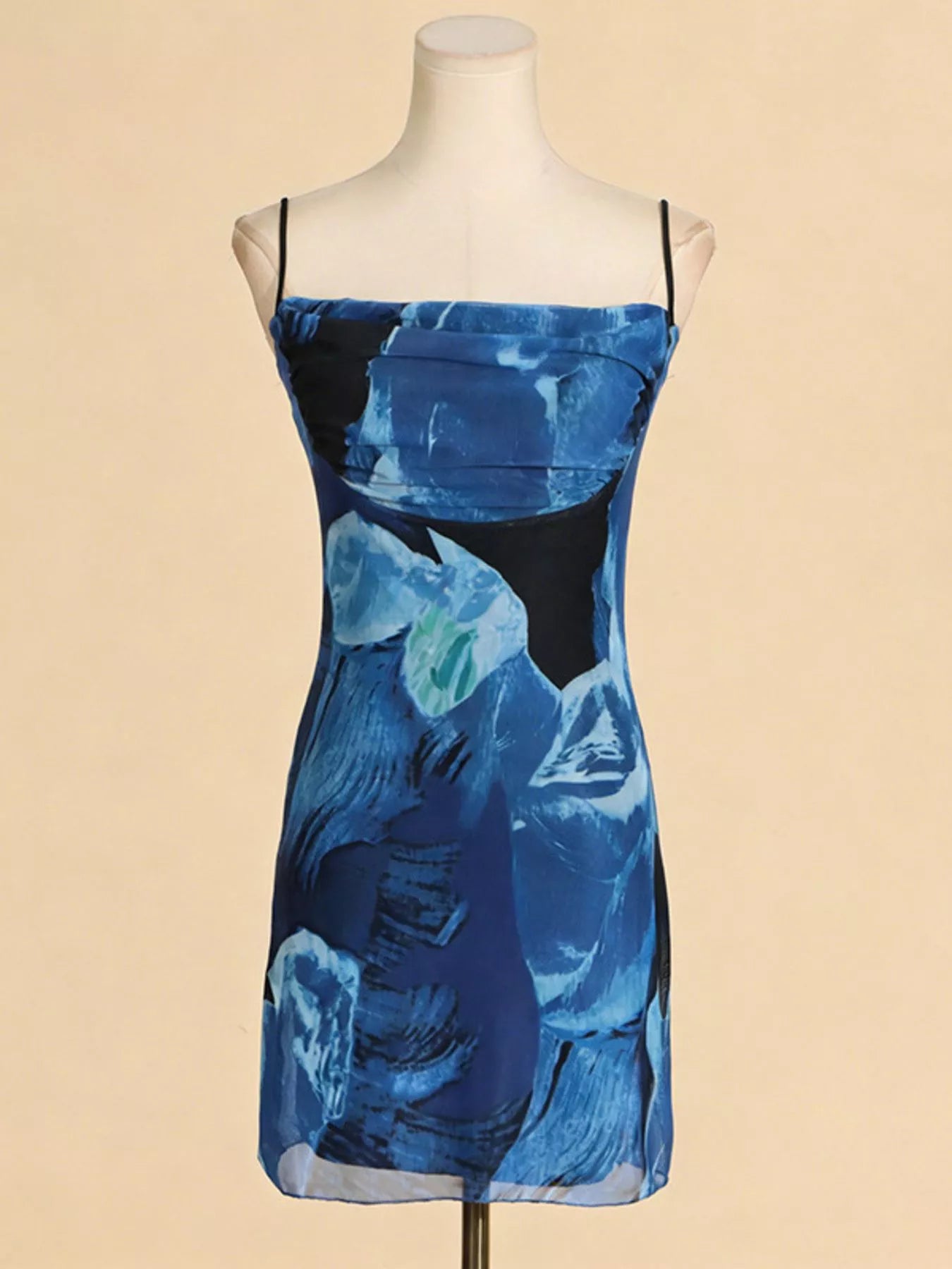 Printed Spaghetti Strap Mini Dress 54b723e6-db35-427c-8720-231dcb1d774e-Max-Origin