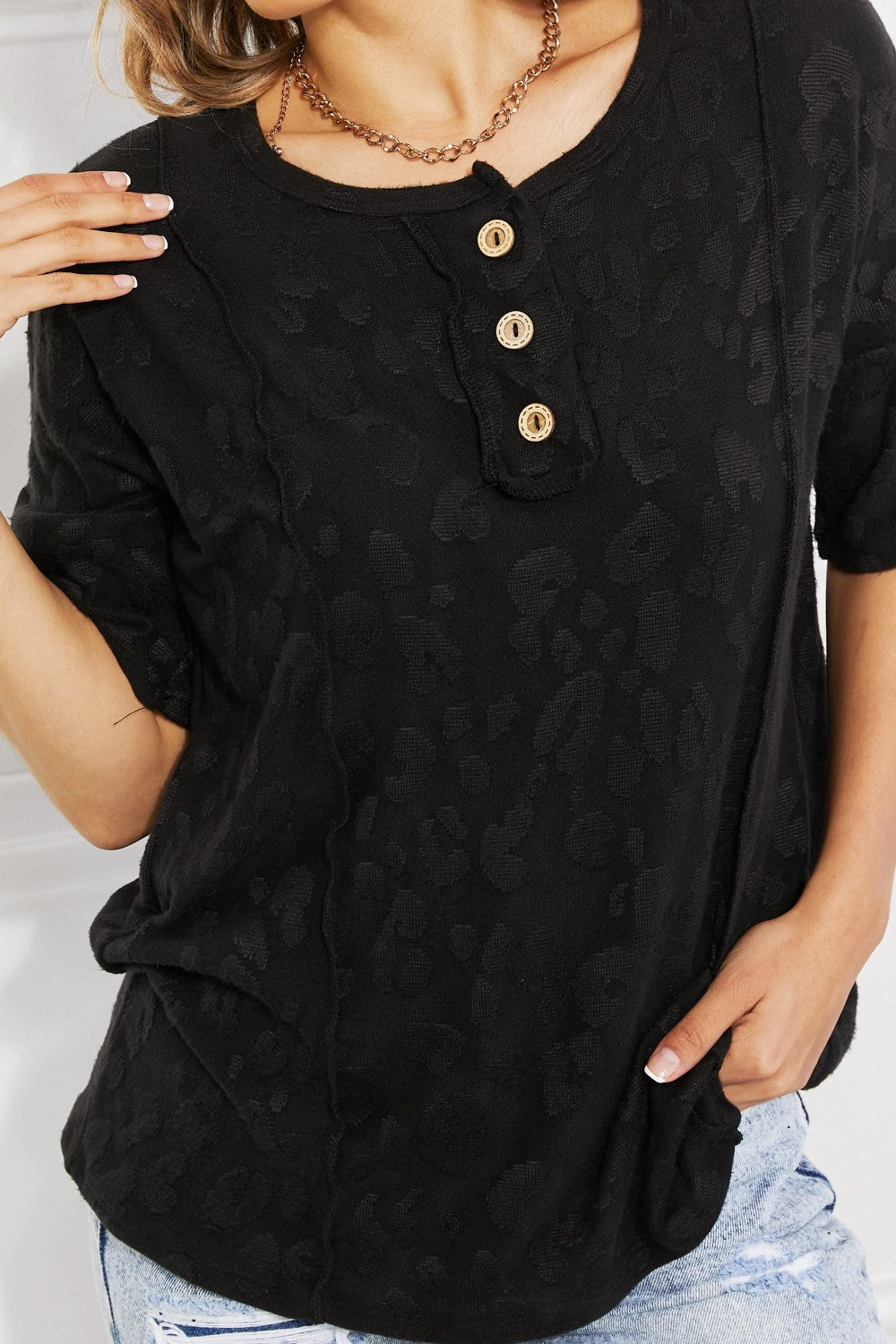 BOMBOM At The Fair Animal Textured Top in Black 54c2e271be3d4bd694fc9e21bcaaca8b-Max