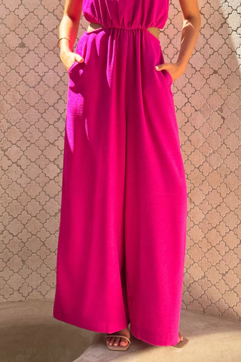 Cutout Sleeveless Wide Leg Jumpsuit 54f567a7-5d18-4498-993d-a2799b3e166b-Max