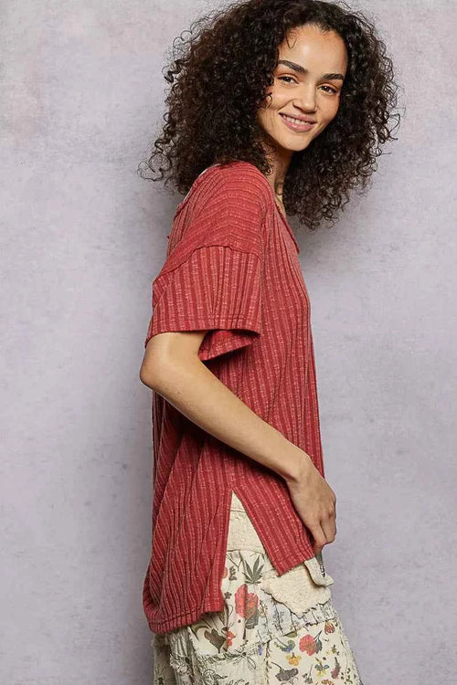 POL Ribbed Knit V-Neck Short Sleeve T-Shirt with Side Slit 550545b5-74b6-4cc6-8eb3-860bb994fd2f-Max-Origin