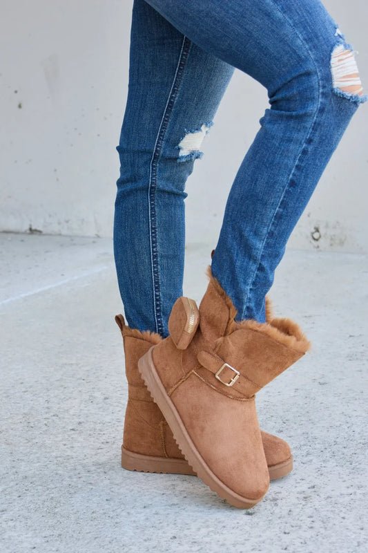 Plush Thermal Flat Boots 553588b7-afad-4162-87ba-f99cda9df9d0-Max